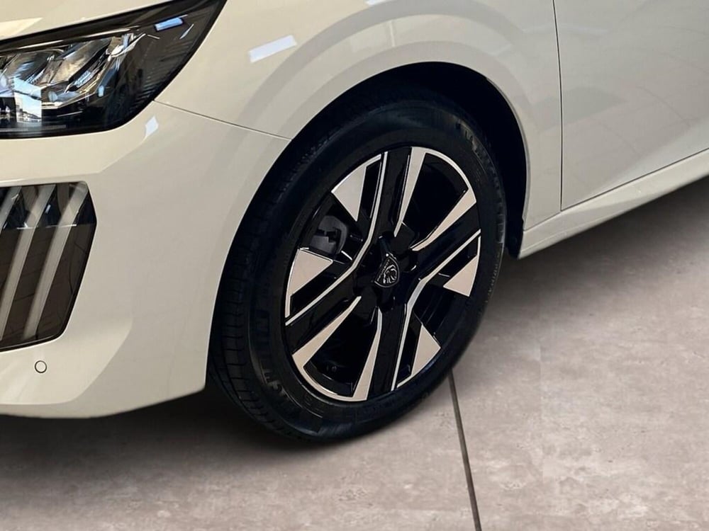 Peugeot 208 nuova a Torino (15)