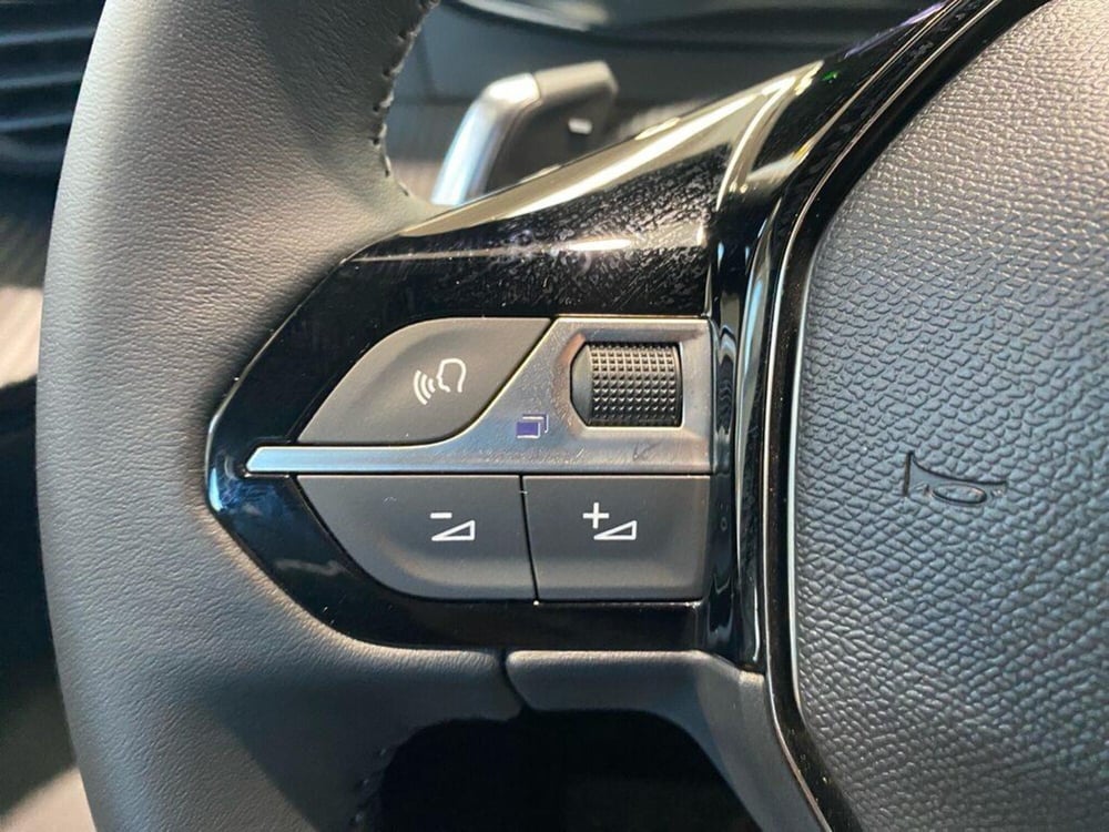 Peugeot 2008 nuova a Torino (13)