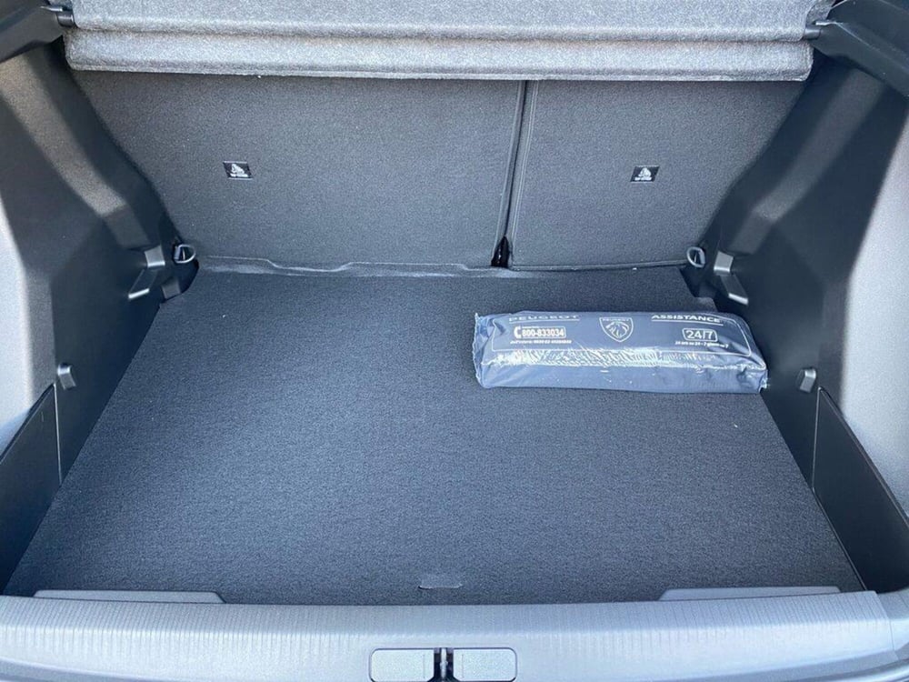 Peugeot 2008 nuova a Torino (9)