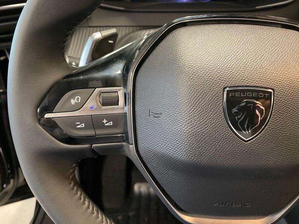 Peugeot 208 nuova a Torino (13)