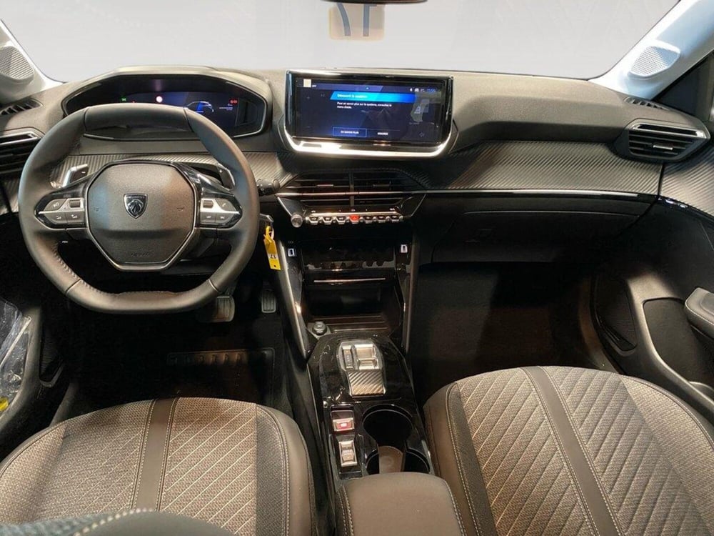 Peugeot 208 nuova a Torino (6)