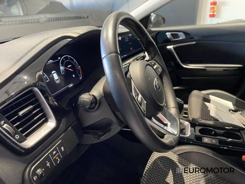 Kia XCeed usata a Bari (13)