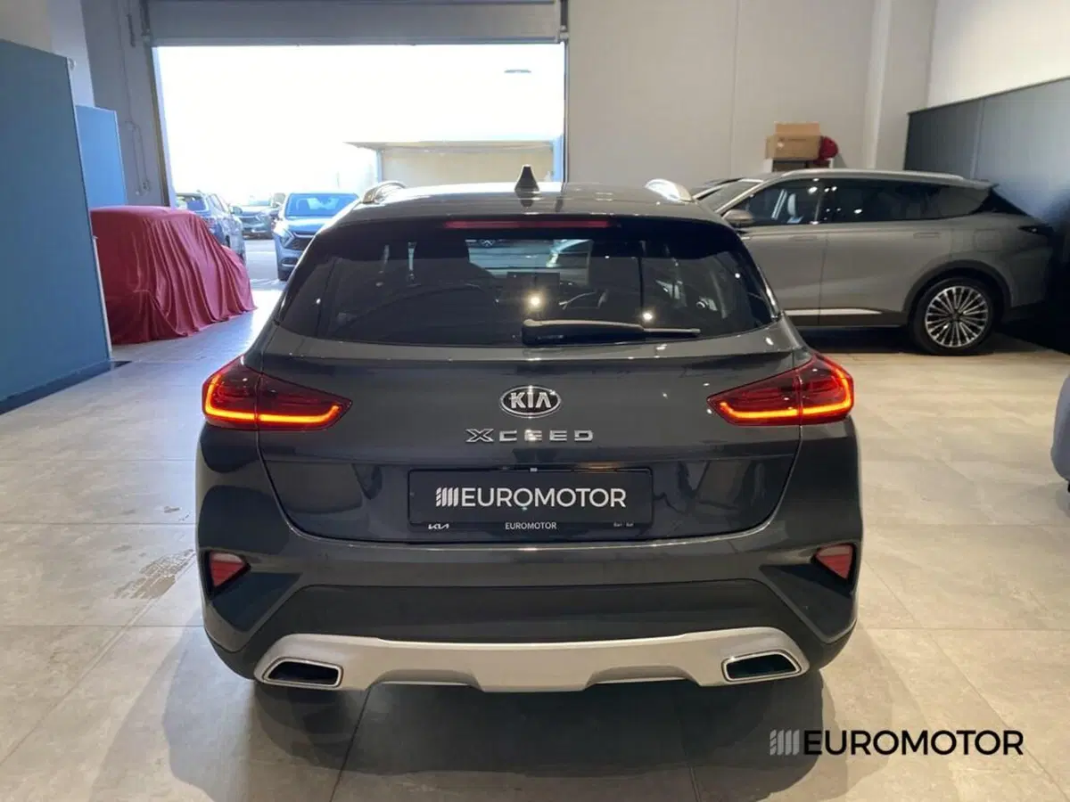 Kia XCeed usata a Bari (8)