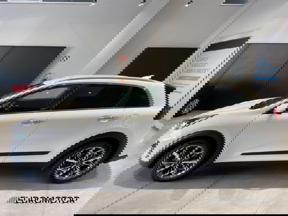 Kia Niro usata a Bari (10)