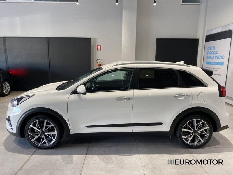 Kia Niro usata a Bari (10)