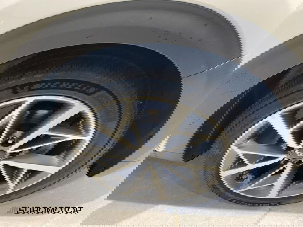 Kia Niro usata a Bari (5)