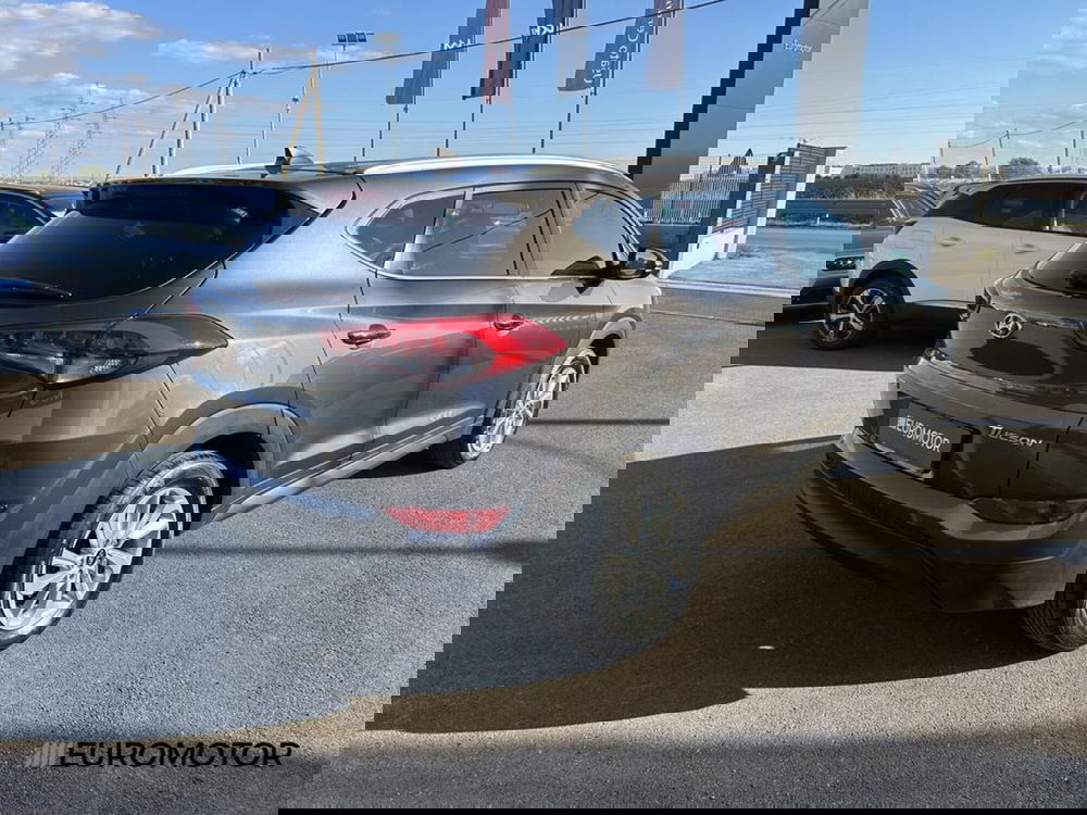 Hyundai Tucson usata a Bari (5)