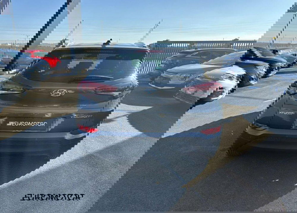 Hyundai Tucson usata a Bari (6)