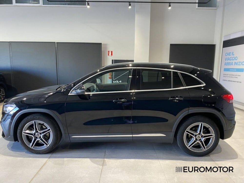 Mercedes-Benz GLA SUV usata a Bari (11)