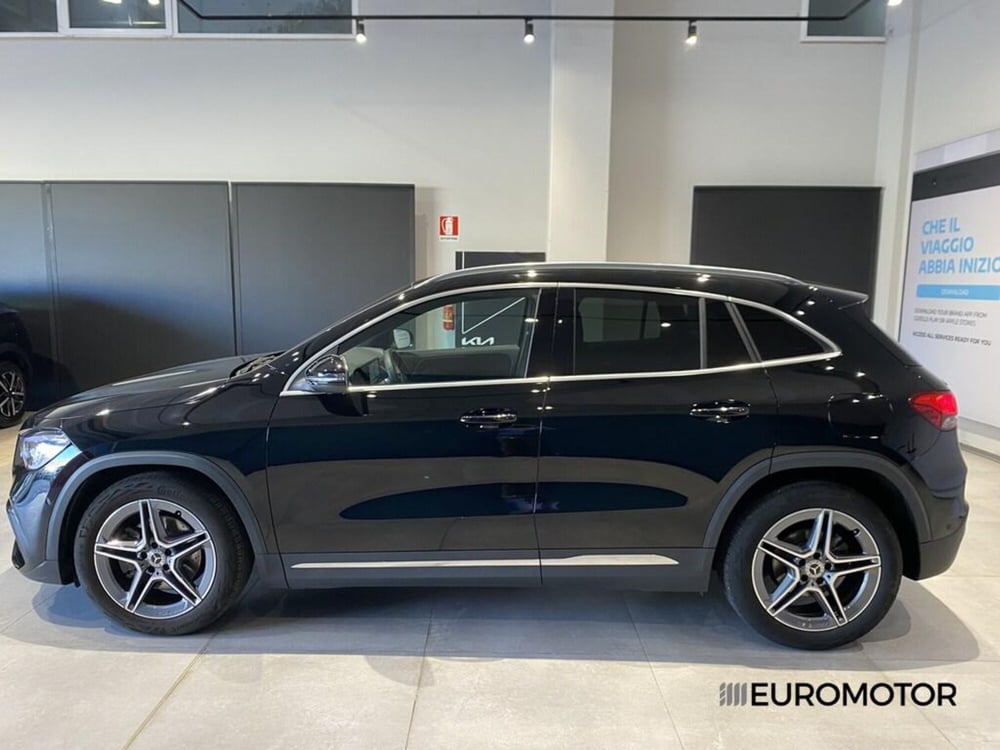 Mercedes-Benz GLA SUV usata a Bari (12)