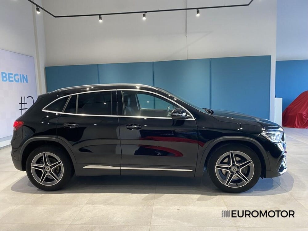Mercedes-Benz GLA SUV usata a Bari (7)