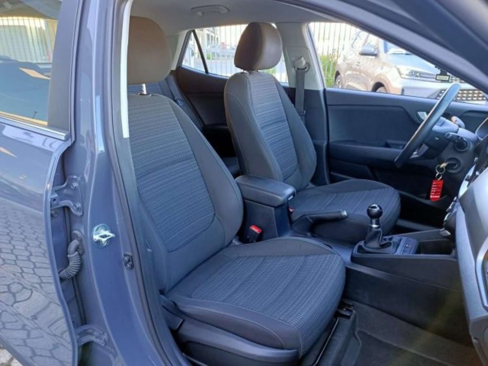 Kia Stonic usata a Firenze (16)