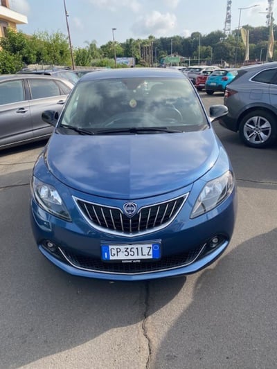 Lancia Ypsilon 1.0 FireFly 5 porte S&amp;S Hybrid Gold Plus del 2023 usata a Catania