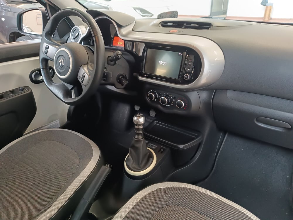 Renault Twingo usata a Lecco (10)