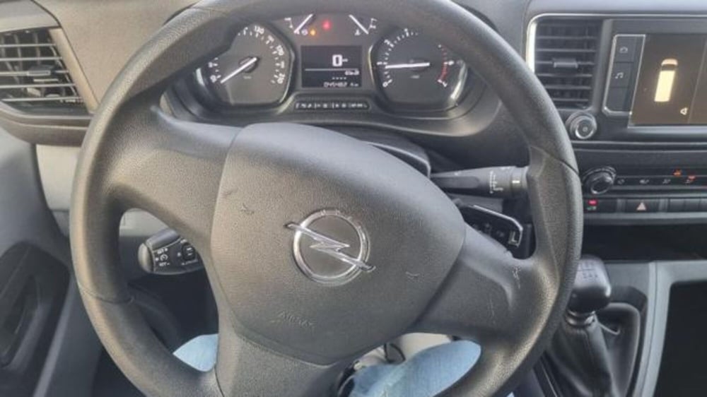Opel Vivaro Furgone usata a Savona (10)