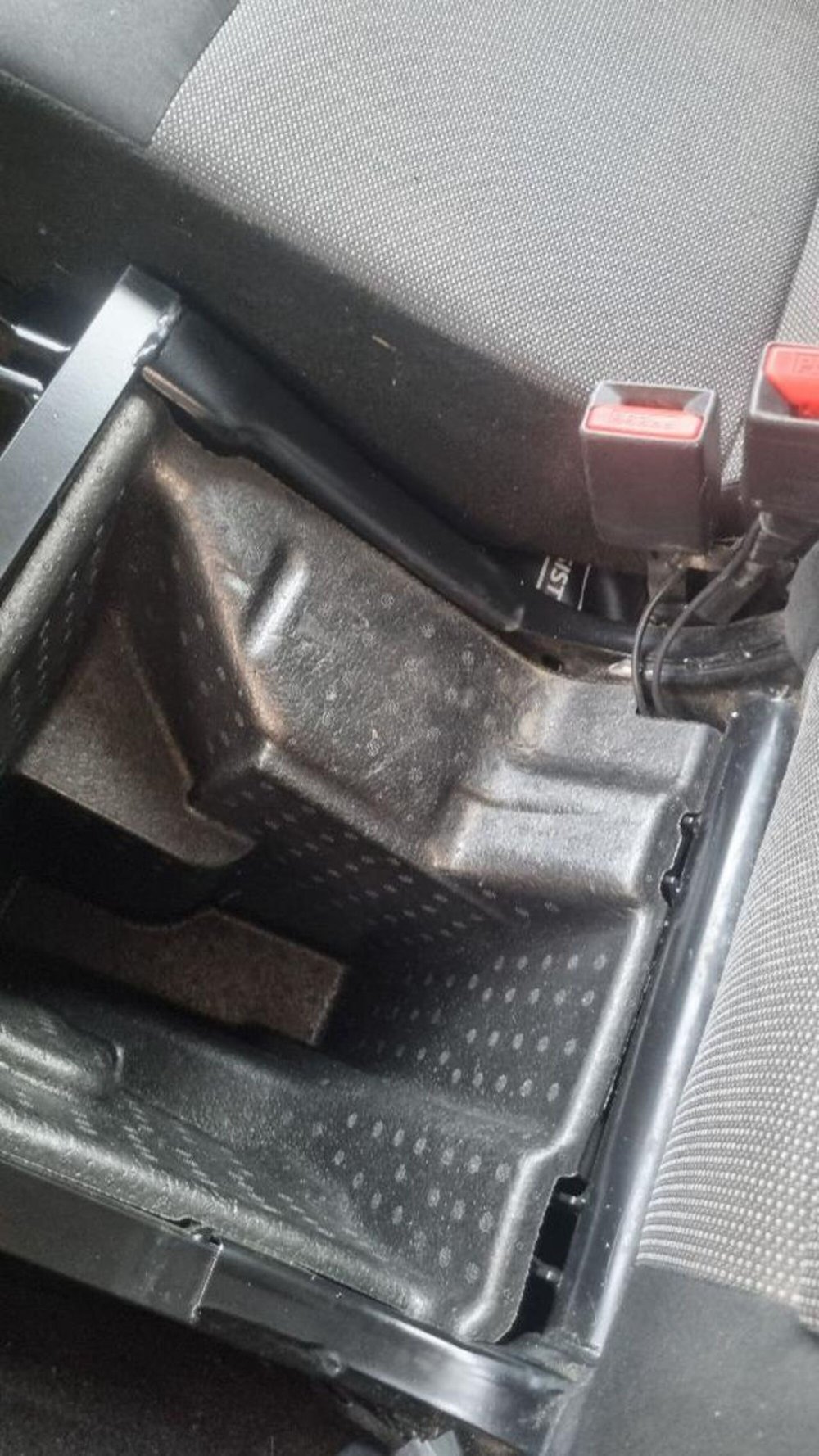 Opel Vivaro Furgone usata a Savona (13)