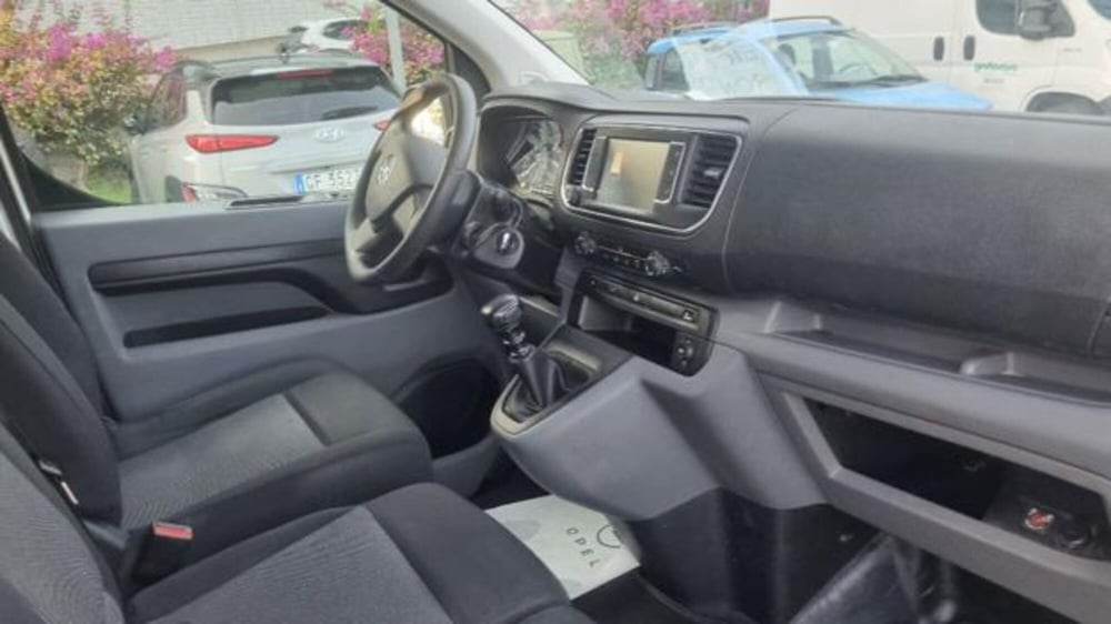 Opel Vivaro Furgone usata a Savona (16)