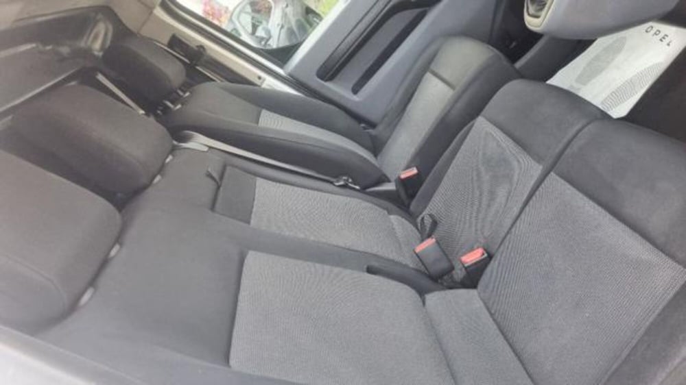 Opel Vivaro Furgone usata a Savona (17)