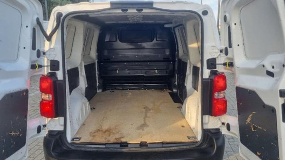 Opel Vivaro Furgone usata a Savona (18)