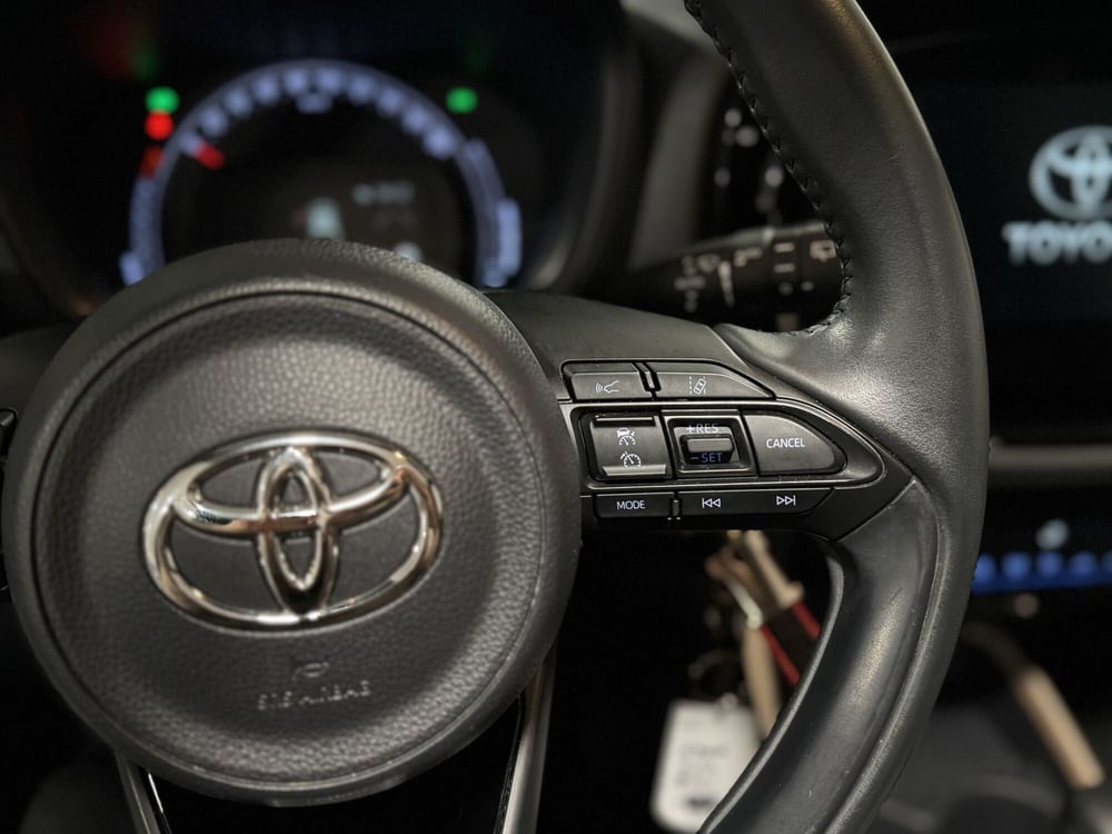 Toyota Aygo X usata a Brescia (11)