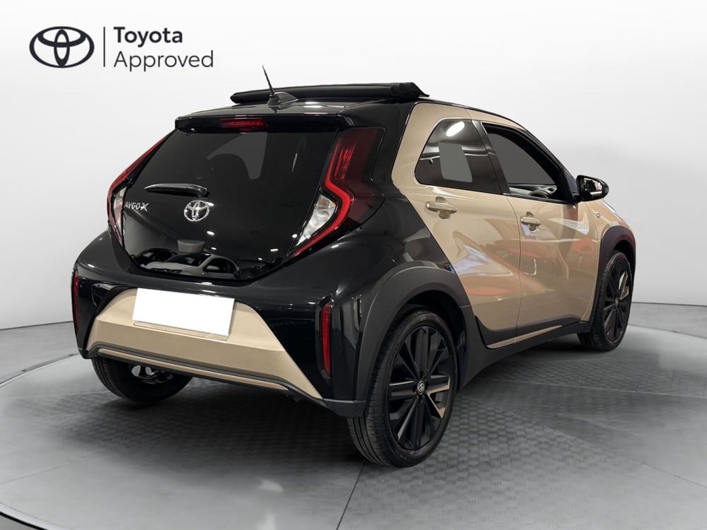 Toyota Aygo X usata a Brescia (4)