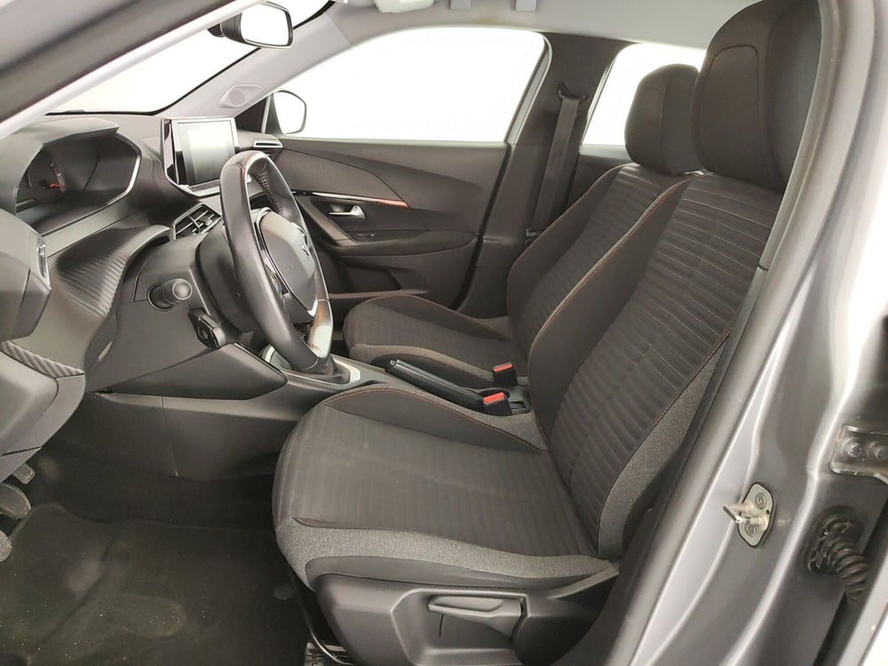 Peugeot 2008 usata a Caserta (16)