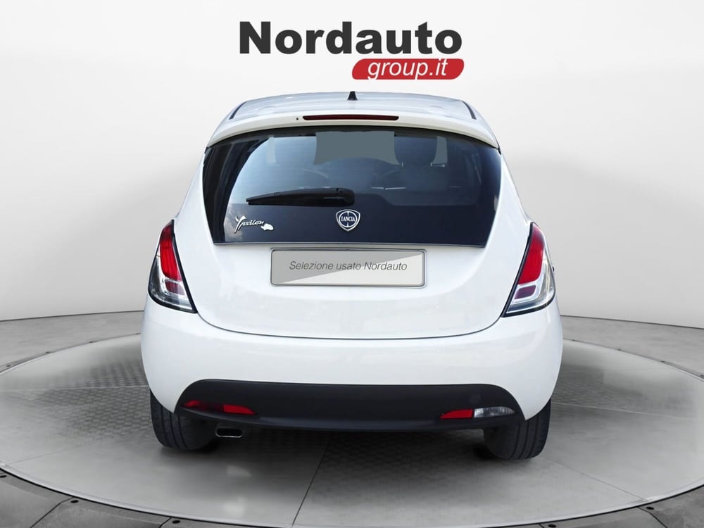 Lancia Ypsilon usata a Treviso (6)