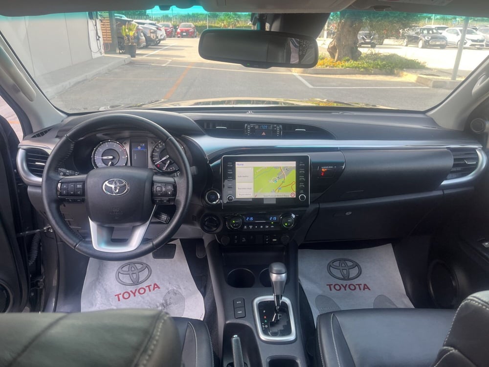 Toyota Hilux usata a Ragusa (10)