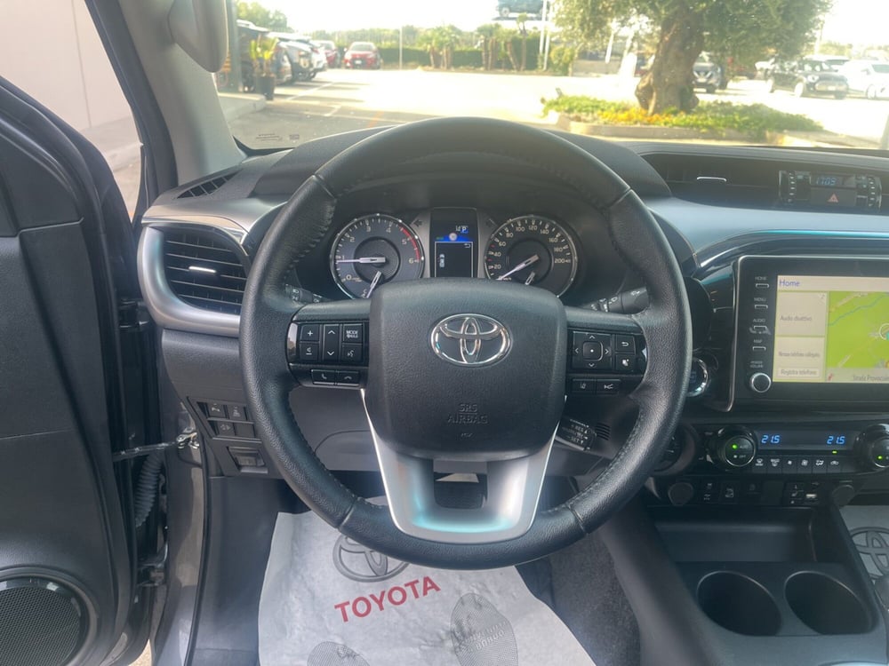 Toyota Hilux usata a Ragusa (11)