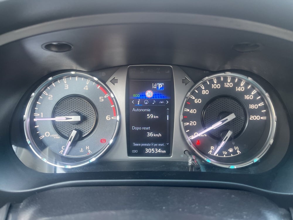 Toyota Hilux usata a Ragusa (12)