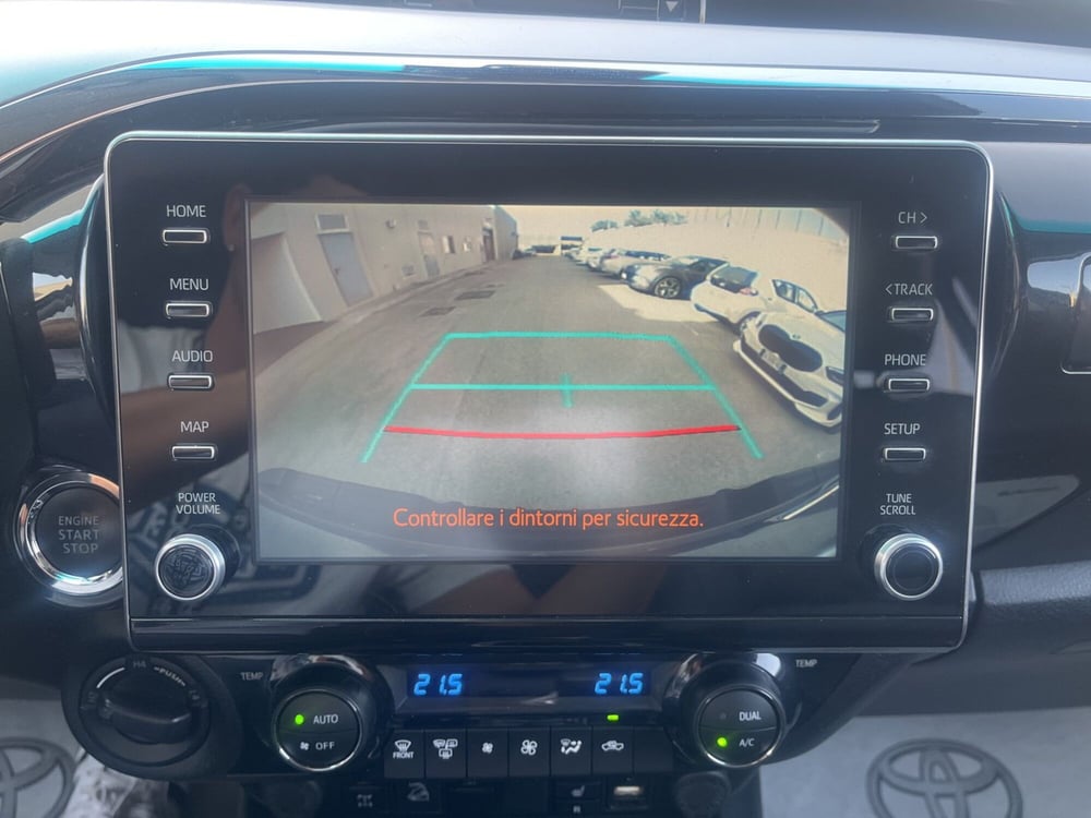 Toyota Hilux usata a Ragusa (14)