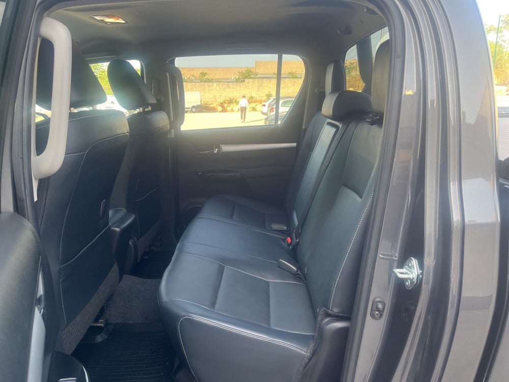Toyota Hilux usata a Ragusa (8)