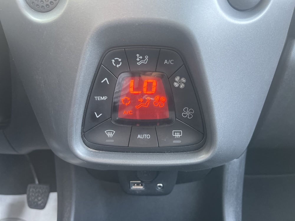 Toyota Aygo usata a Ragusa (15)