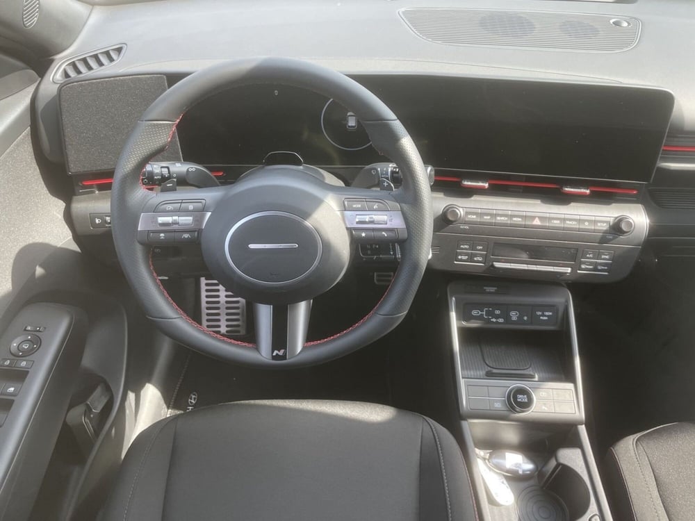 Hyundai Kona nuova a Pistoia (10)