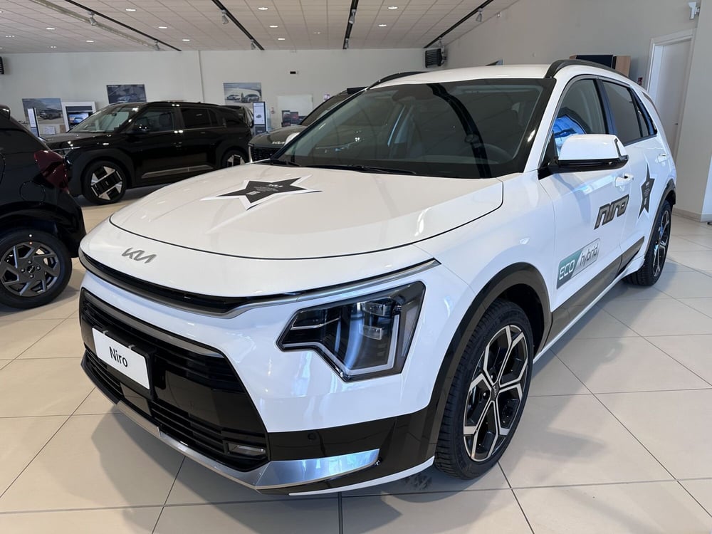 Kia Niro nuova a Cremona