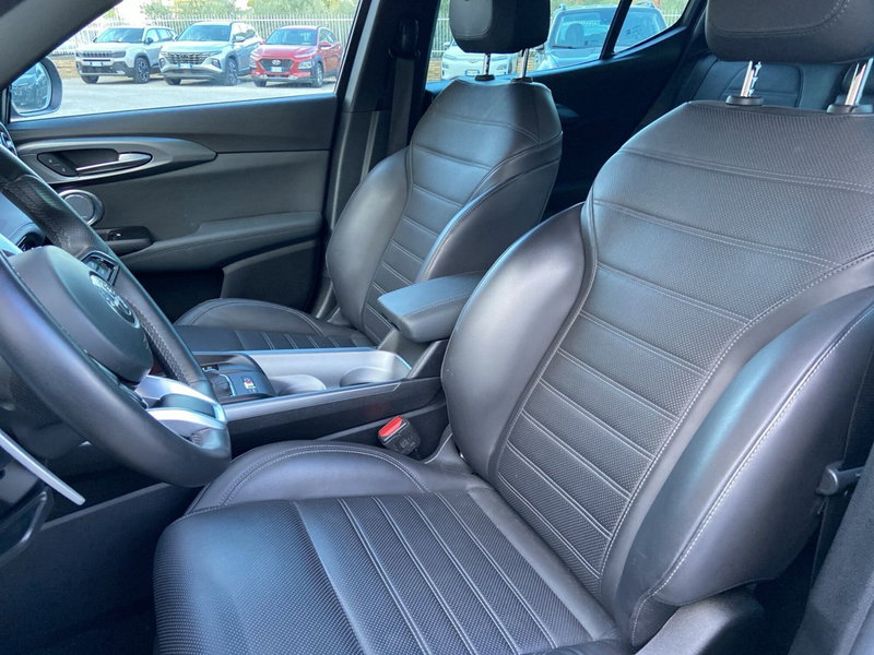 Alfa Romeo Tonale usata a Chieti (4)