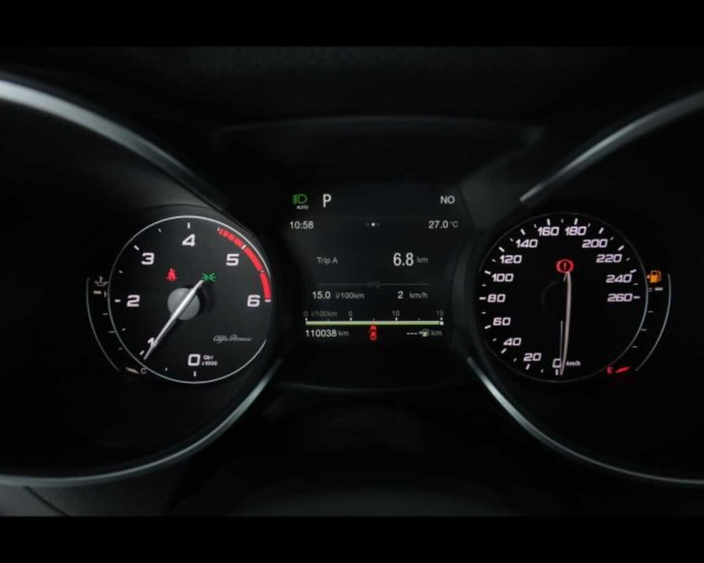 Alfa Romeo Stelvio usata a Bologna (11)