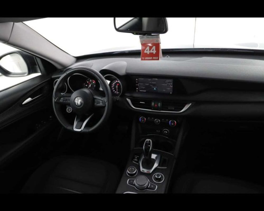 Alfa Romeo Stelvio usata a Bologna (17)