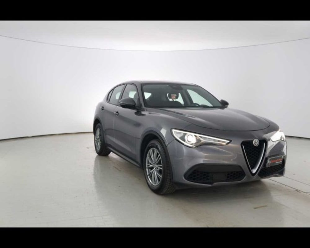 Alfa Romeo Stelvio usata a Bologna (3)
