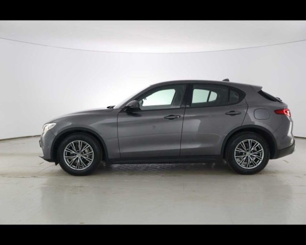 Alfa Romeo Stelvio usata a Bologna (8)
