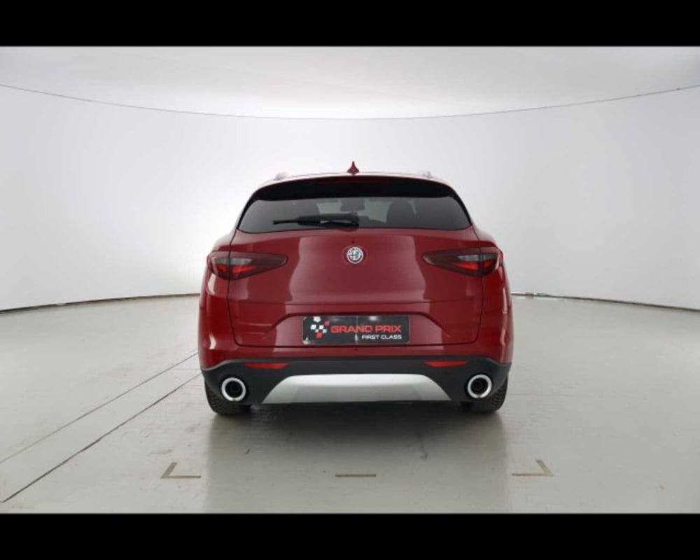 Alfa Romeo Stelvio usata a Bologna (6)