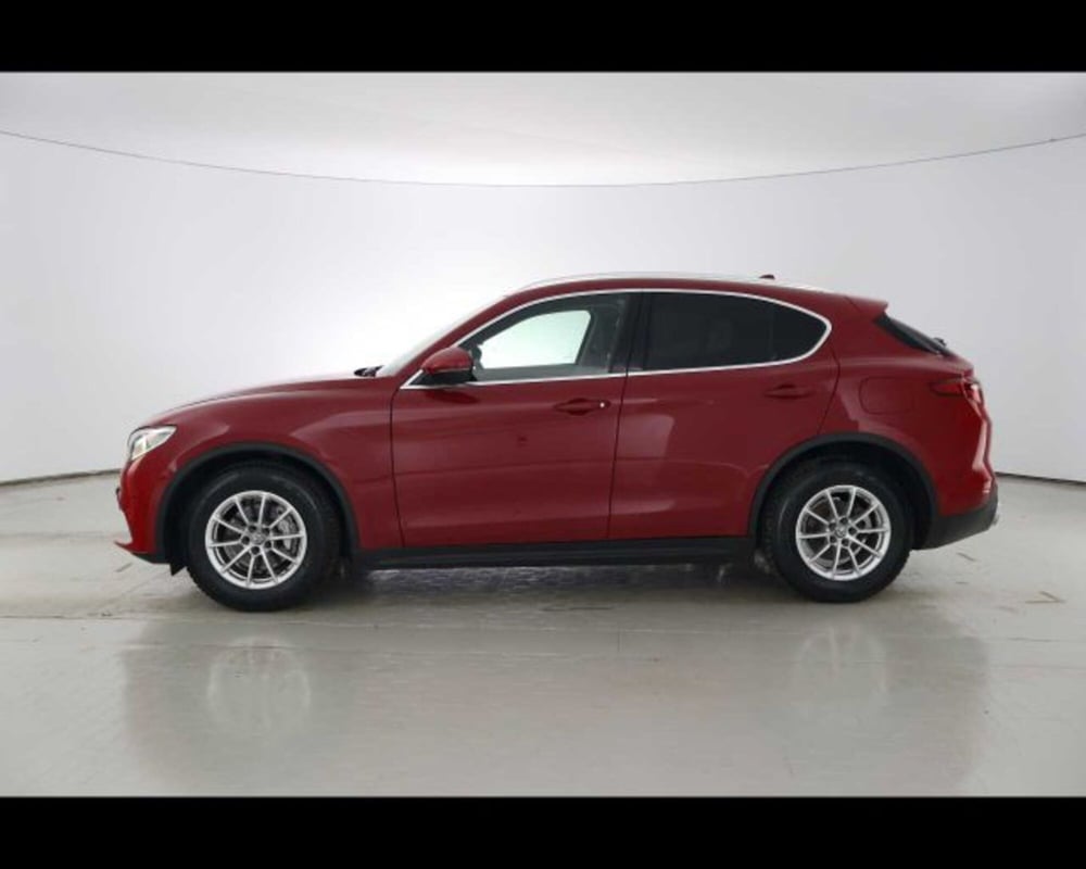 Alfa Romeo Stelvio usata a Bologna (8)