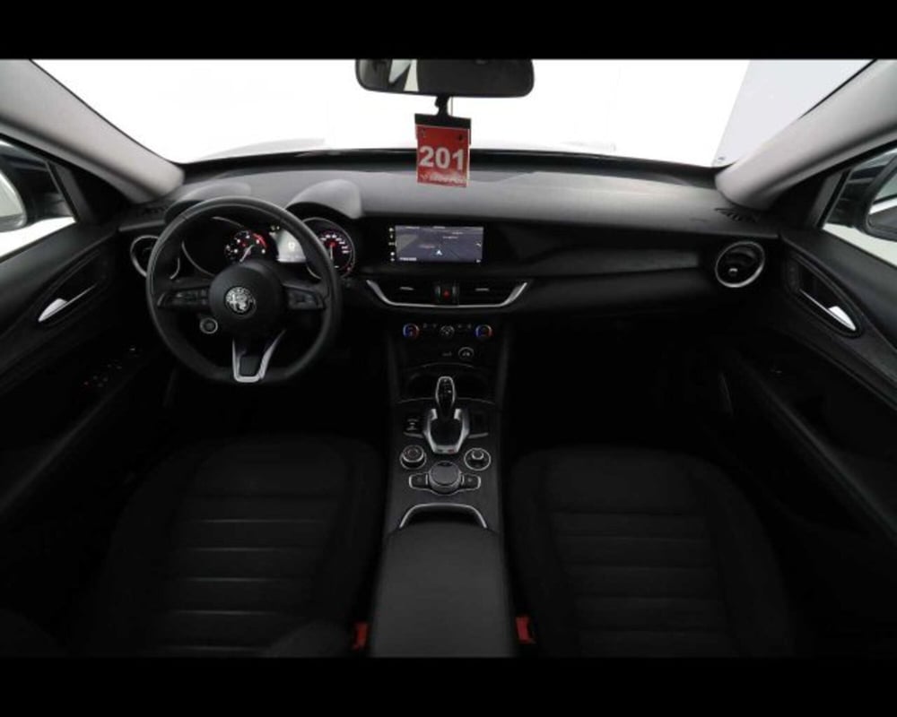 Alfa Romeo Stelvio usata a Bologna (13)