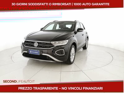 Volkswagen T-Roc 1.0 TSI Life del 2022 usata a Vasto
