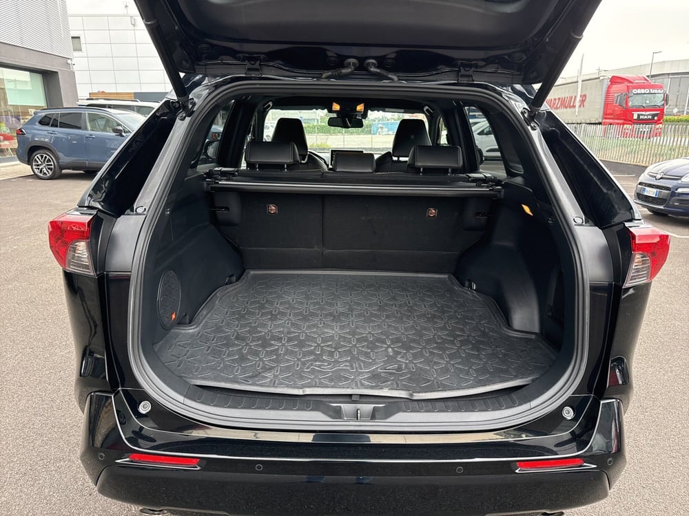 Toyota Rav4 usata a Mantova (14)