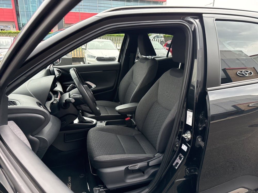Toyota Yaris Cross usata a Mantova (17)