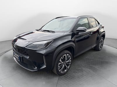 Toyota Yaris Cross 1.5 Hybrid 5p. E-CVT AWD-i Lounge del 2023 usata a San Giorgio e Bigarello