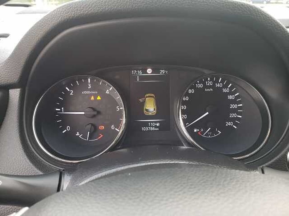 Nissan Qashqai usata a Pesaro-Urbino (11)