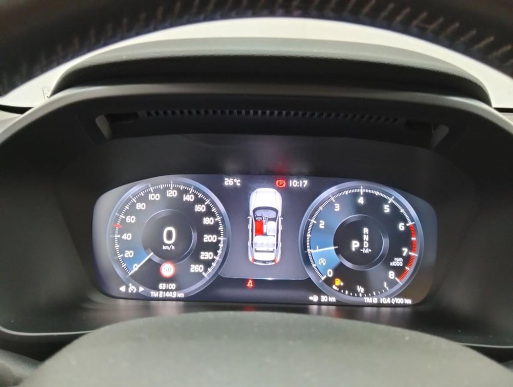 Volvo XC40 usata a Como (12)