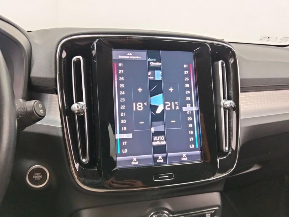 Volvo XC40 usata a Como (15)